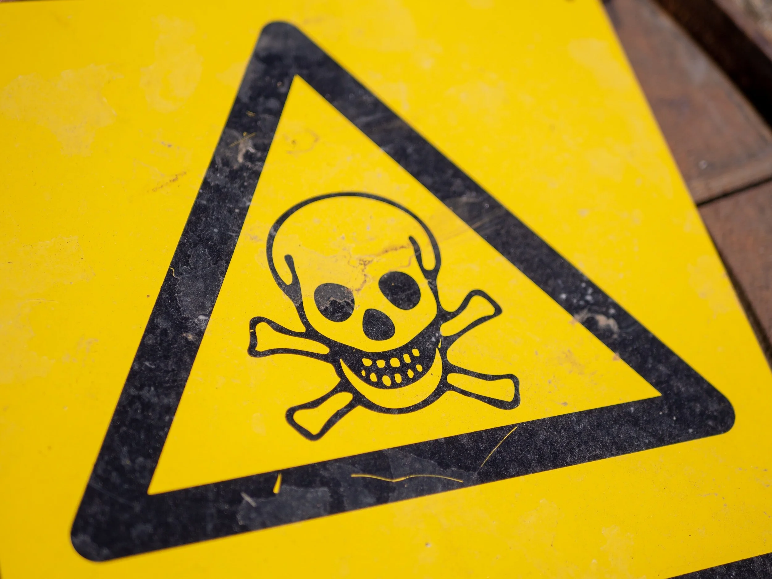 Take These Steps to Avoid Being Poisoned by Platinum Scrap