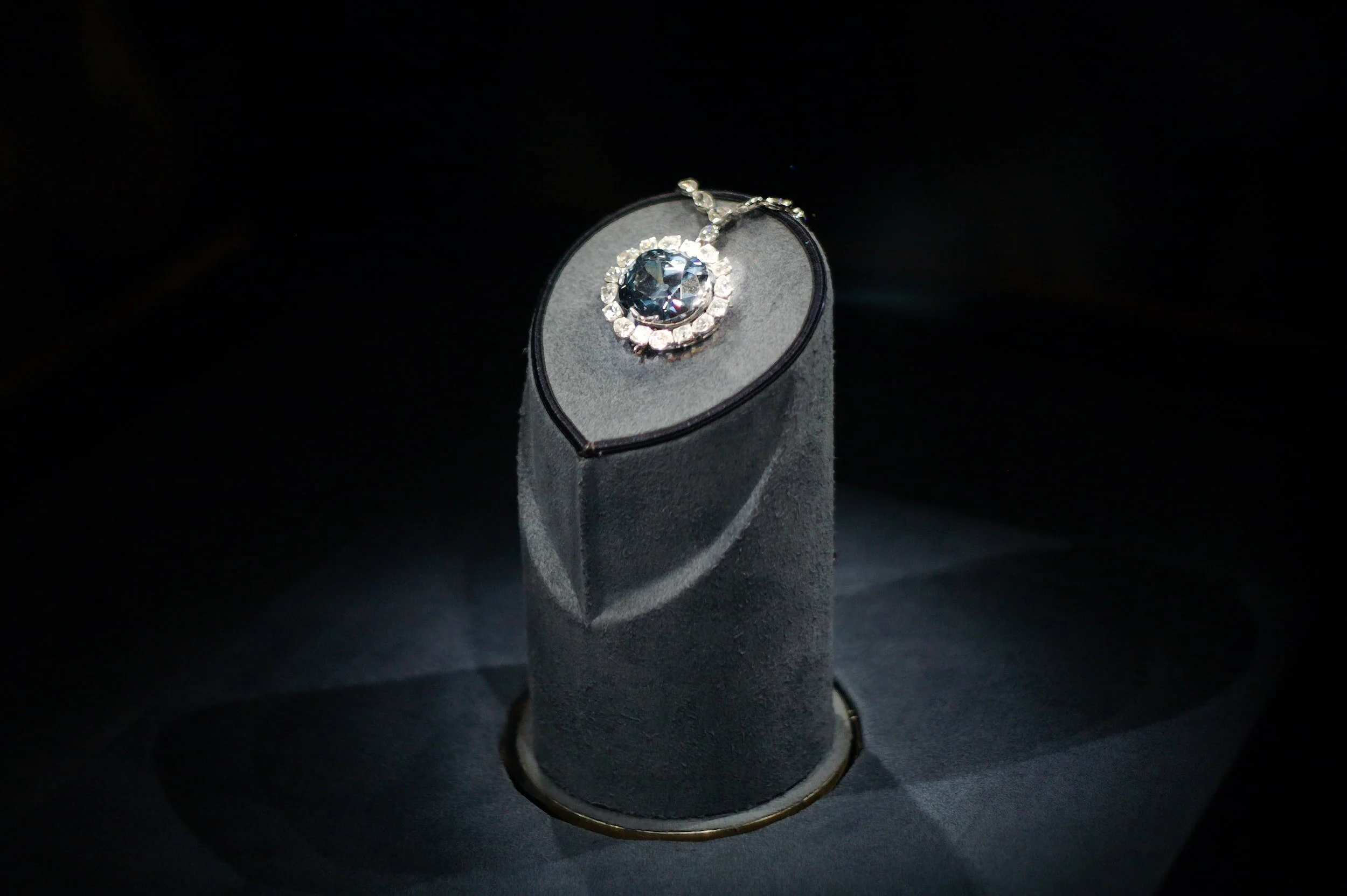 Investing Lessons from the Most Valuable Pieces of Platinum Jewelry in History