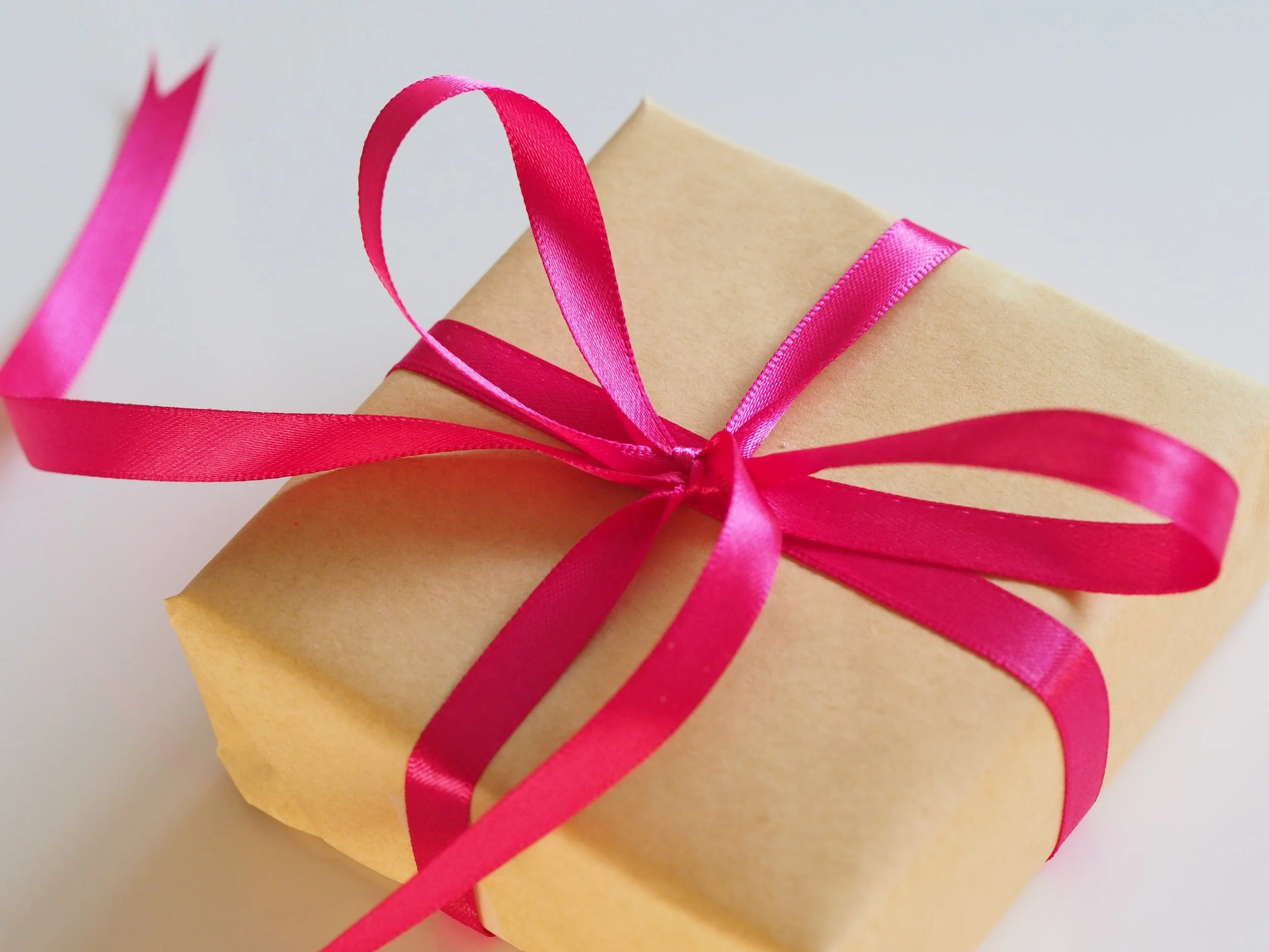 Great Gifts for the Precious Metal Investors on Your Holiday Shopping List