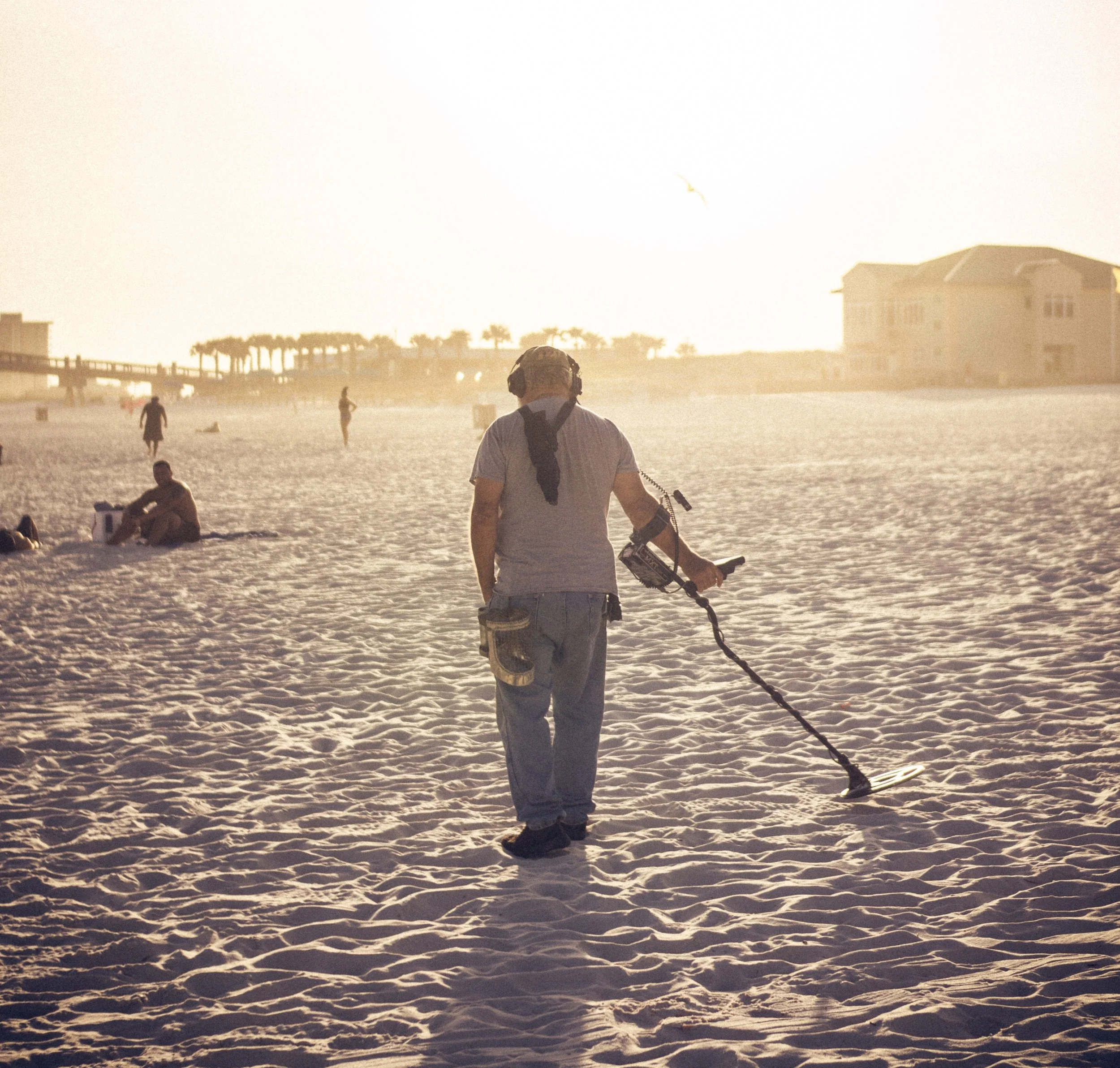  Another Discovery Proves that Metal Detectors Are Not Toys